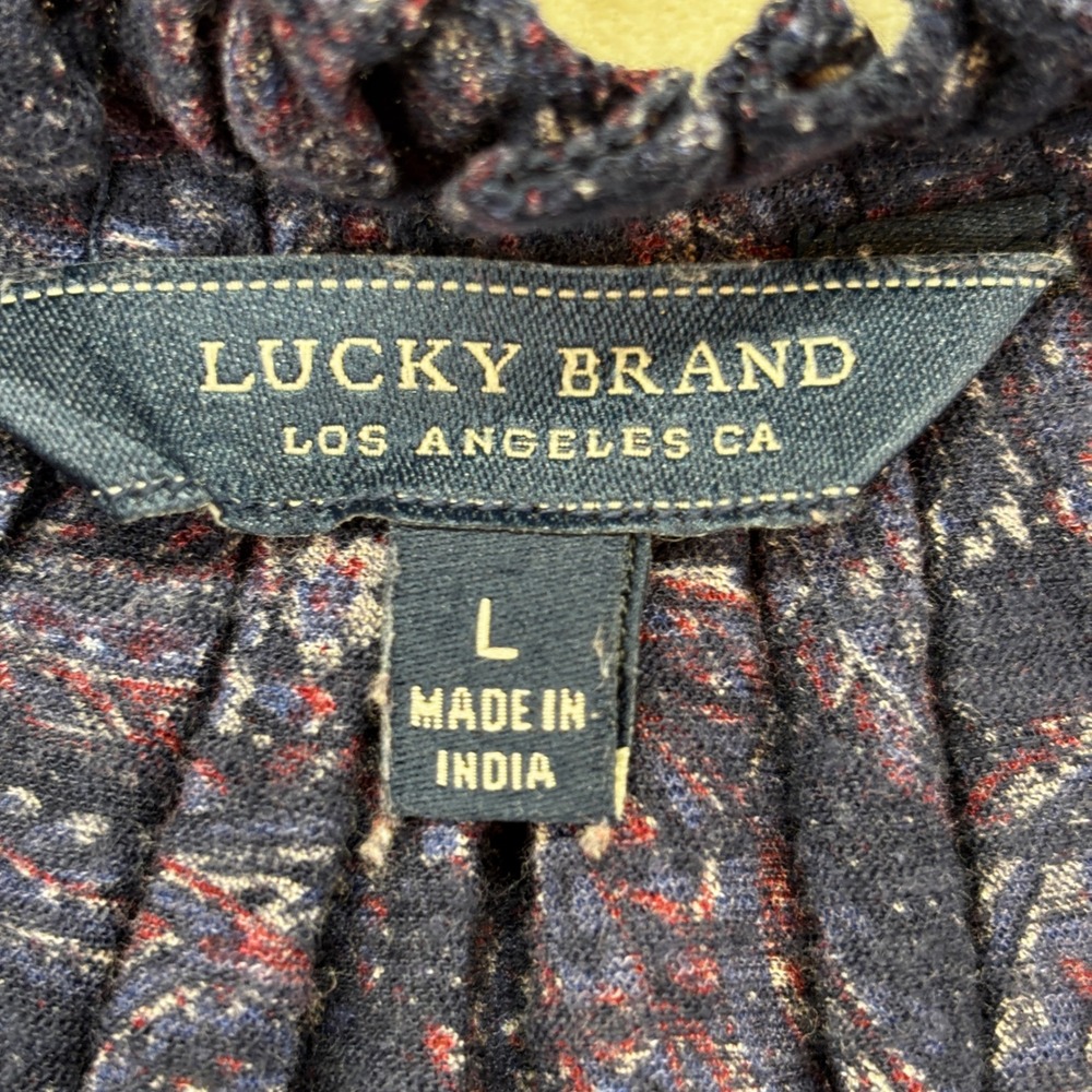 Lucky Brand Tops Bundle Women Large Blue Paisley Peasant Black Floral Tee 2 lot - Picture 2 of 11